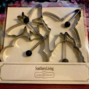 💖SOUTHERN LIVING PANCAKE MOLD SET!!!💖